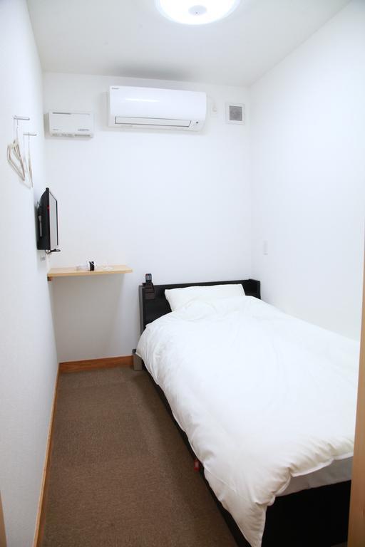 Hotel Simple Sleep 個室カプセル Hitoyoshi Exterior foto